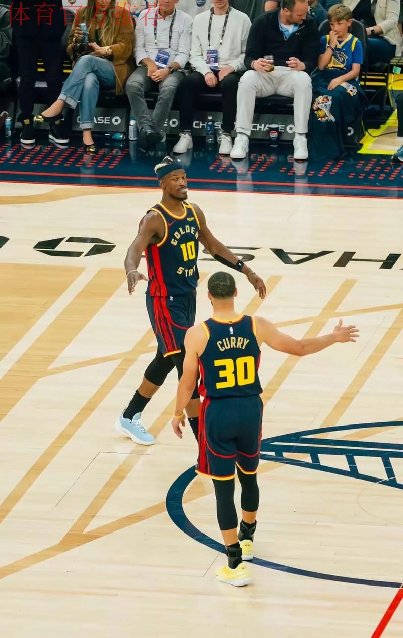 勇士这双核可咋办？巴特勒无法担负关键球，格林二人转纯送！